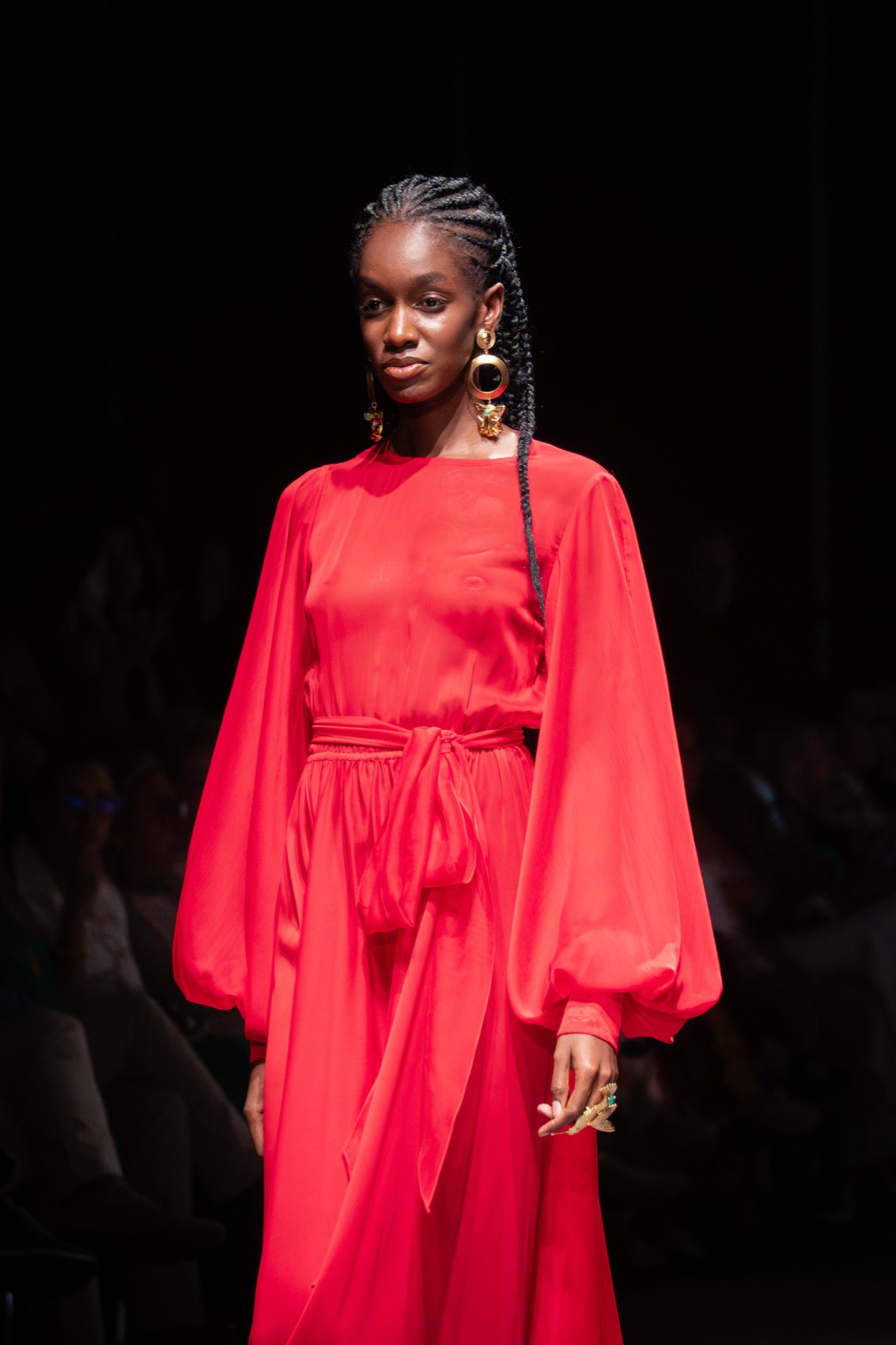 Elegancia en rojo
